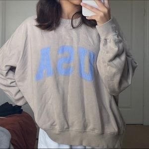USA crewneck